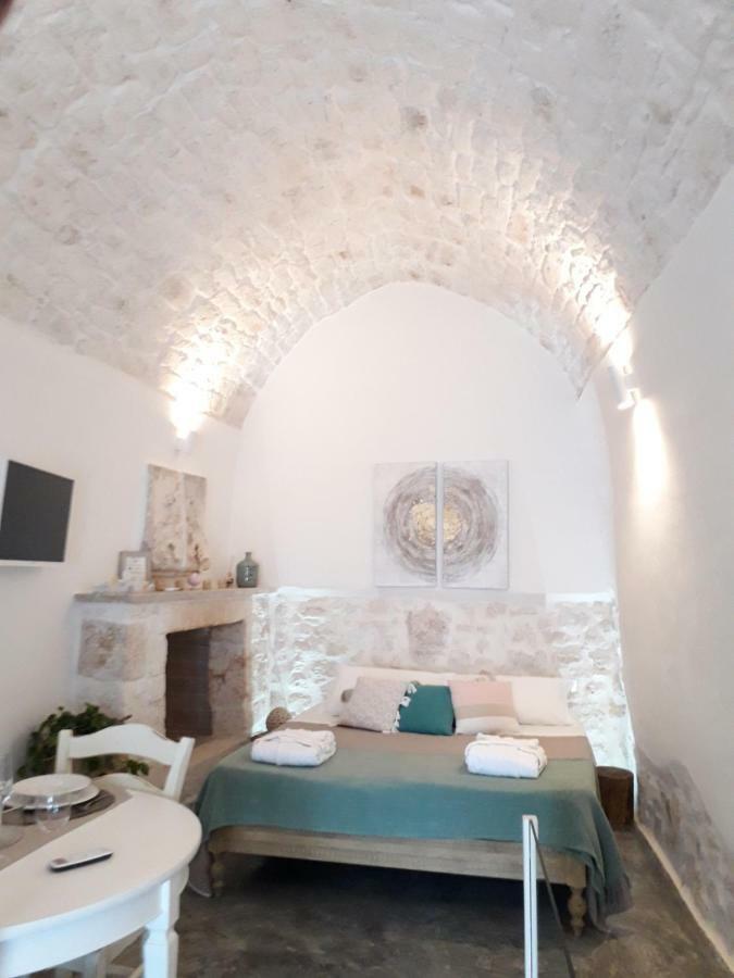White Luxury Suite Ostuni By Gonewlocation Экстерьер фото