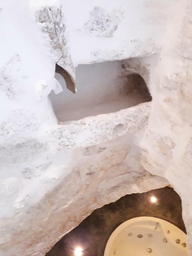 White Luxury Suite Ostuni By Gonewlocation Экстерьер фото